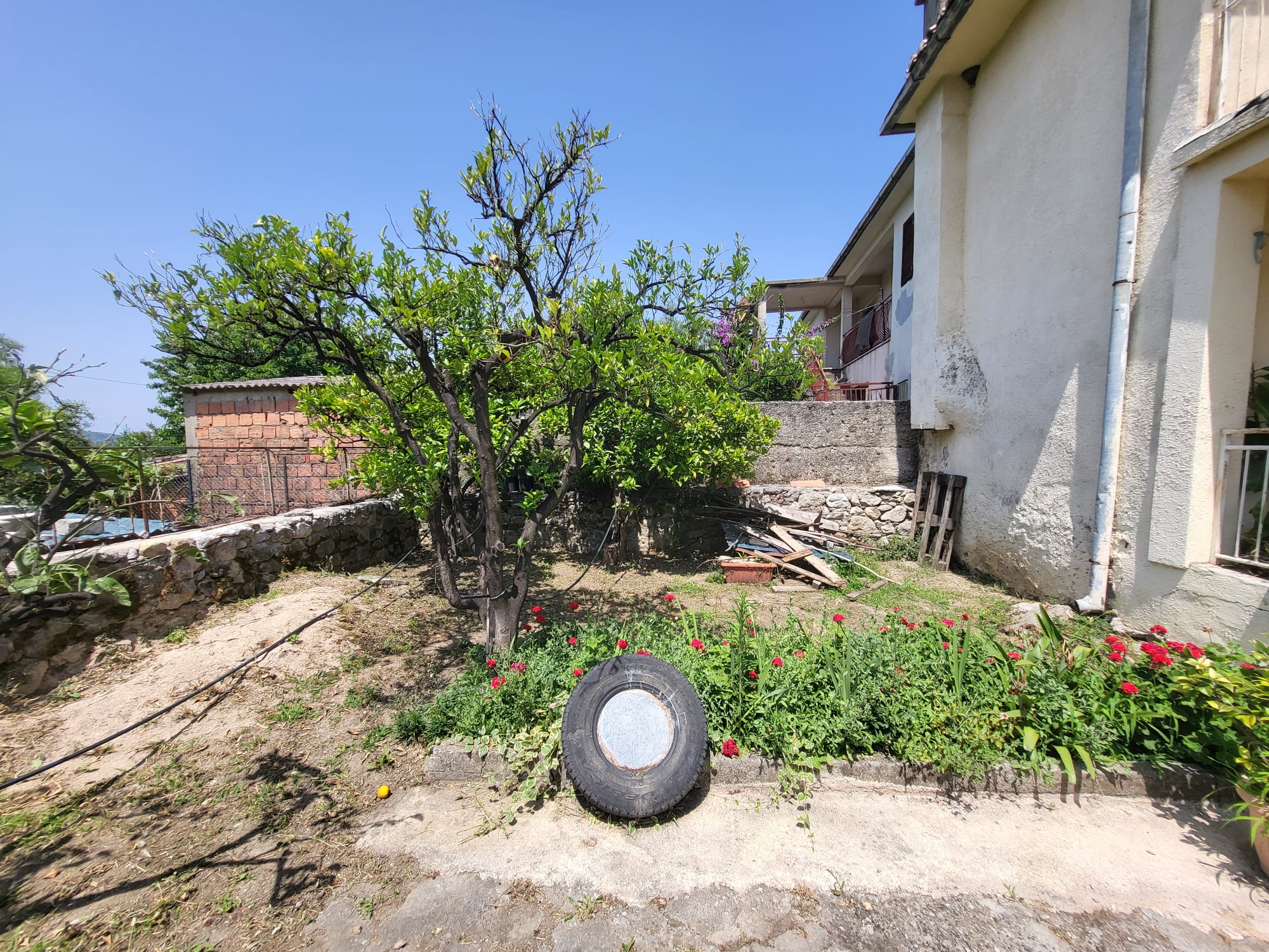 Image of House - 3 Bedrooms - 2 Bathrooms for Sale in Bar-Bar-Montenegro, Image 11